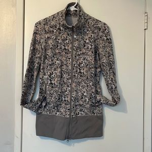 Lululemon Nice Asana Jacket, Silver Spoon Grey, Size 6, Great Condition